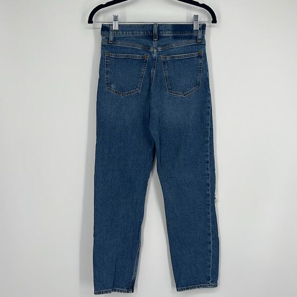 Abercrombie & Fitch The Mom High Rise Straight Jeans 25/0 XS Medium Wash - Picture 2 of 10